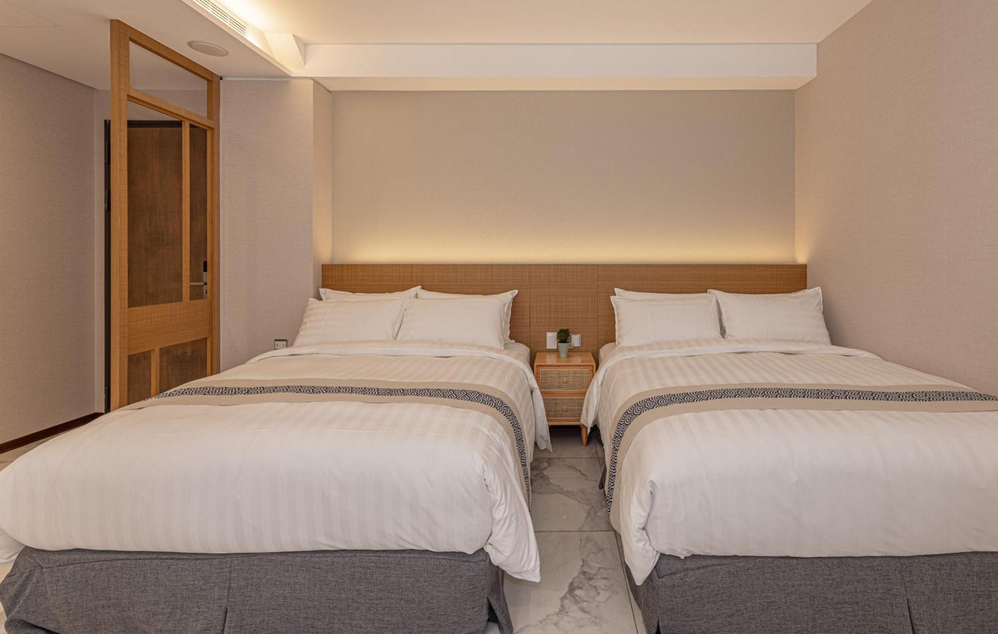 Sun Moon Lake Apollo Resort Hotel Yuchi Bagian luar foto