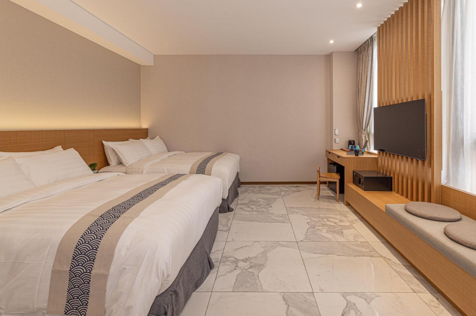 Sun Moon Lake Apollo Resort Hotel Yuchi Bagian luar foto